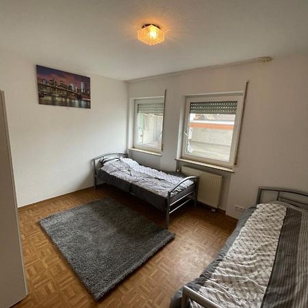 1 Zimmer Fuer 2 Personen Брухзаль Экстерьер фото
